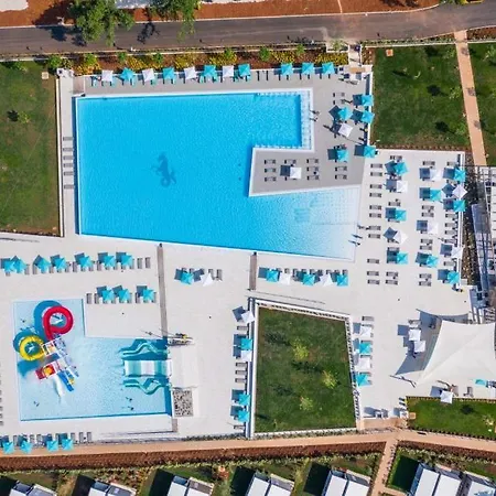 Albatross Mobile Homes On Park Umag *