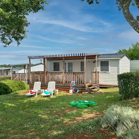 Albatross Mobile Homes On Park Umag Karigador